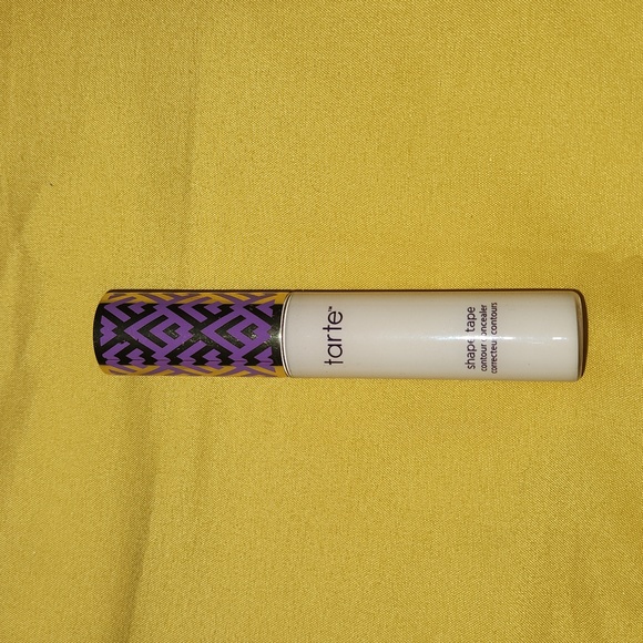 tarte shape tape contour concealer đ Shade: 8B porcelain beige - Picture 2 of 5
